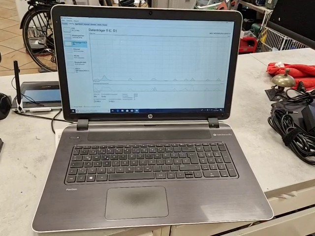 HP Notebook AMD E1-6010 4GB RAM 500GB HDD, AMD E1-6010 APU, 1.35 GHz, 4 GB RAM, ca. 500 GB Festplatte, Windows 10 Home | Zustand: Gut