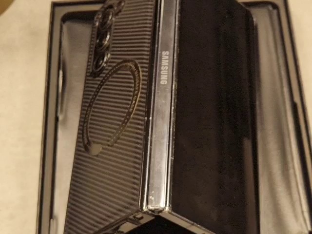 Samsung Galaxy Z Fold 5 256GB, 256GB, Dual-SIM, OVP, inkl. Case, gebraucht | SimLock: Frei | Zustand: Gut | Farbe: schwarz | Akku: Sehr Gut – Bild 3