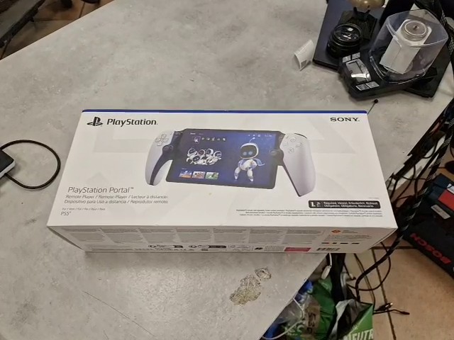 Sony PlayStation Portal Remote Player Weiß, 8 Zoll LCD Touchscreen, Remote Player für PS5, inkl. OVP | Zustand: Wie Neu – Bild 2