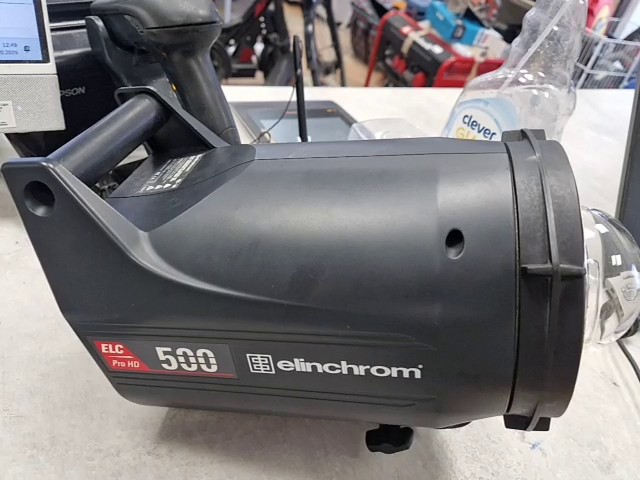 Elinchrom ELC Pro HD 500 Studioblitz, 500Ws, OLED-Display, inkl. Schutzkappe und Netzkabel | Zustand: Sehr Gut – Bild 2