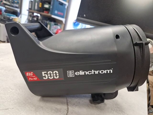Elinchrom ELC Pro HD 500 Studioblitz, 500 Ws, Oled-Display, integriertes Skyport-Modul, inkl. Reflektor | Zustand: Sehr Gut – Bild 2