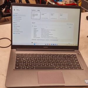 Huawei MateBook D MRC-W10, Intel i5-8250U, 8GB RAM, 238GB SSD, Windows | Zustand: Sehr Gut