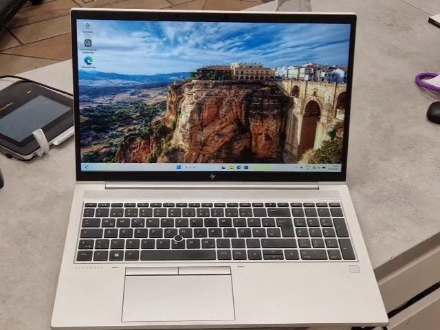 HP EliteBook 855 G8, AMD Ryzen 7 PRO, 32GB RAM, 512GB SSD, DE-Layout, Netzteil | Zustand: Gut – Bild 2