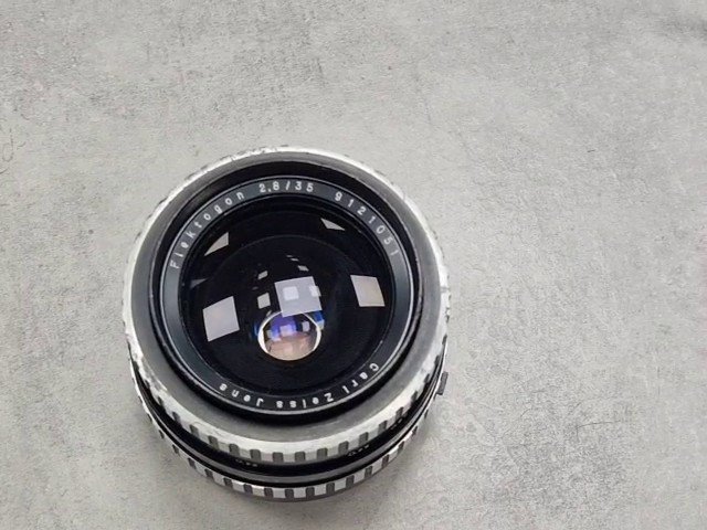 Carl Zeiss Jena Flektogon 35mm f/2.8, 35mm Brennweite, Blende f/2.8, manueller Fokus, M42-Anschluss | Zustand: Sehr Gut
