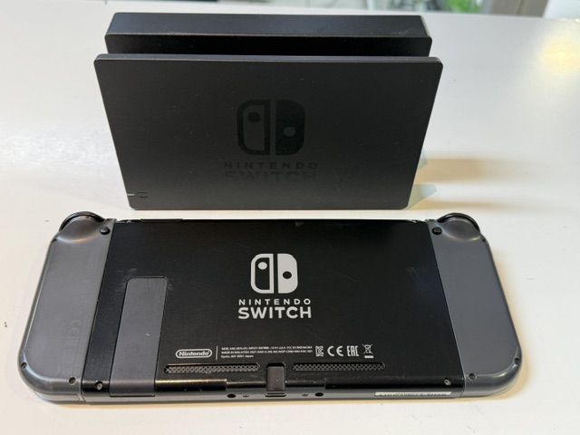 Nintendo Switch, Mit Dock | Netzteil | ohne Verpackung | Zustand: Gut | Farbe: schwarz – Bild 4