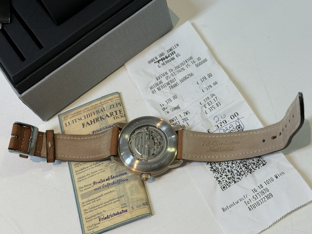 Zeppelin LZ127 7664-1 Roségold Braun, Herren-Automatikuhr Open Heart, weißes Zifferblatt, mit Verpackung und Rechnung vom 05.03.2026 | Zustand: Wie Neu – Bild 4