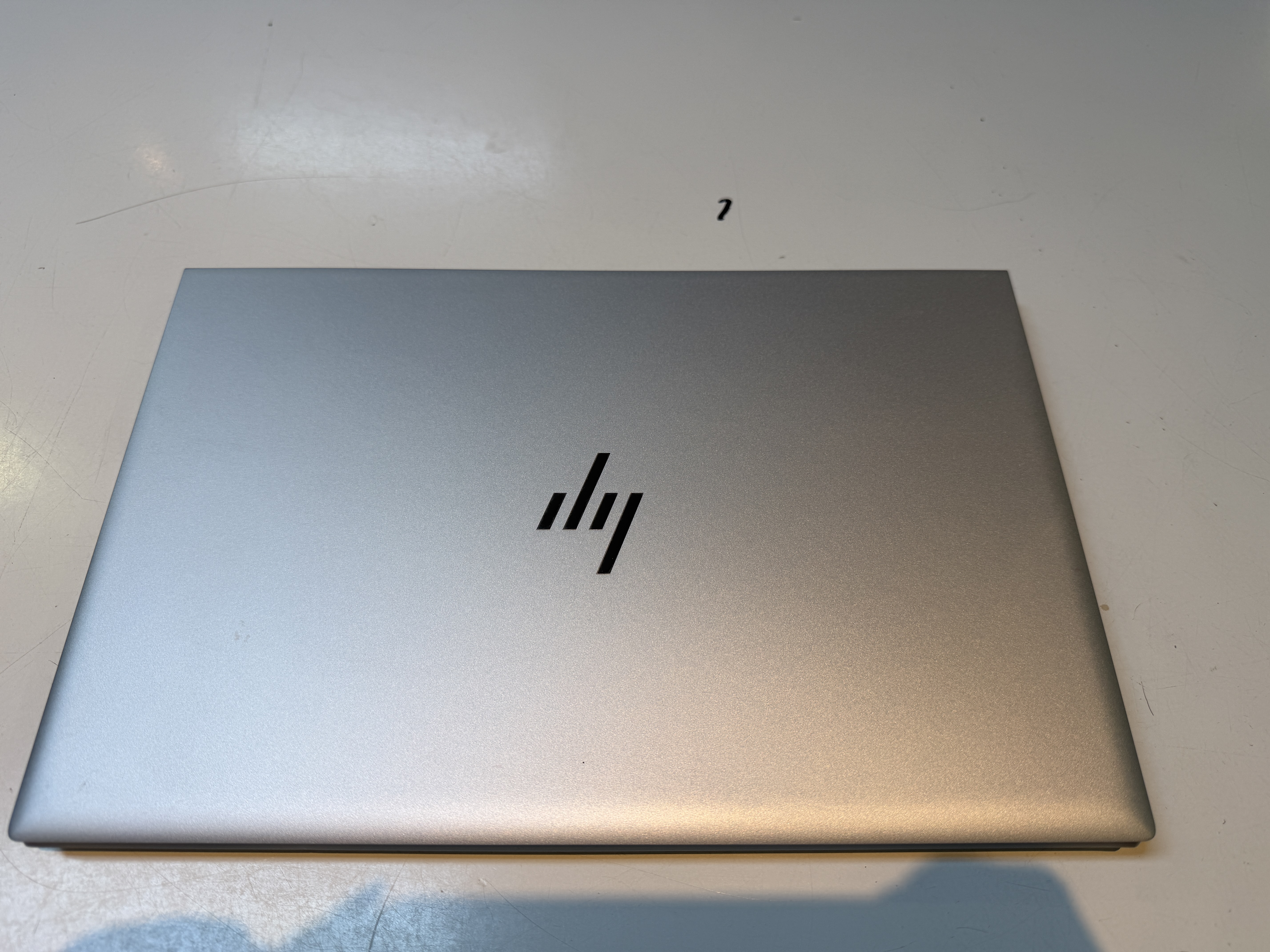 HP EliteBook 835 G8 Silber, AMD Ryzen 5 Pro, 16GB RAM, 256GB SSD, 13,3 | Zustand: Sehr Gut – Bild 2